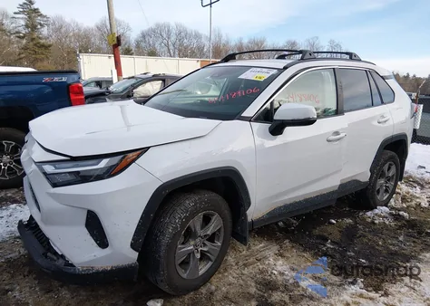 2023 Toyota Rav4 Xle z USA, uszkodzony, nr VIN 2T3P1RFV5PC350251